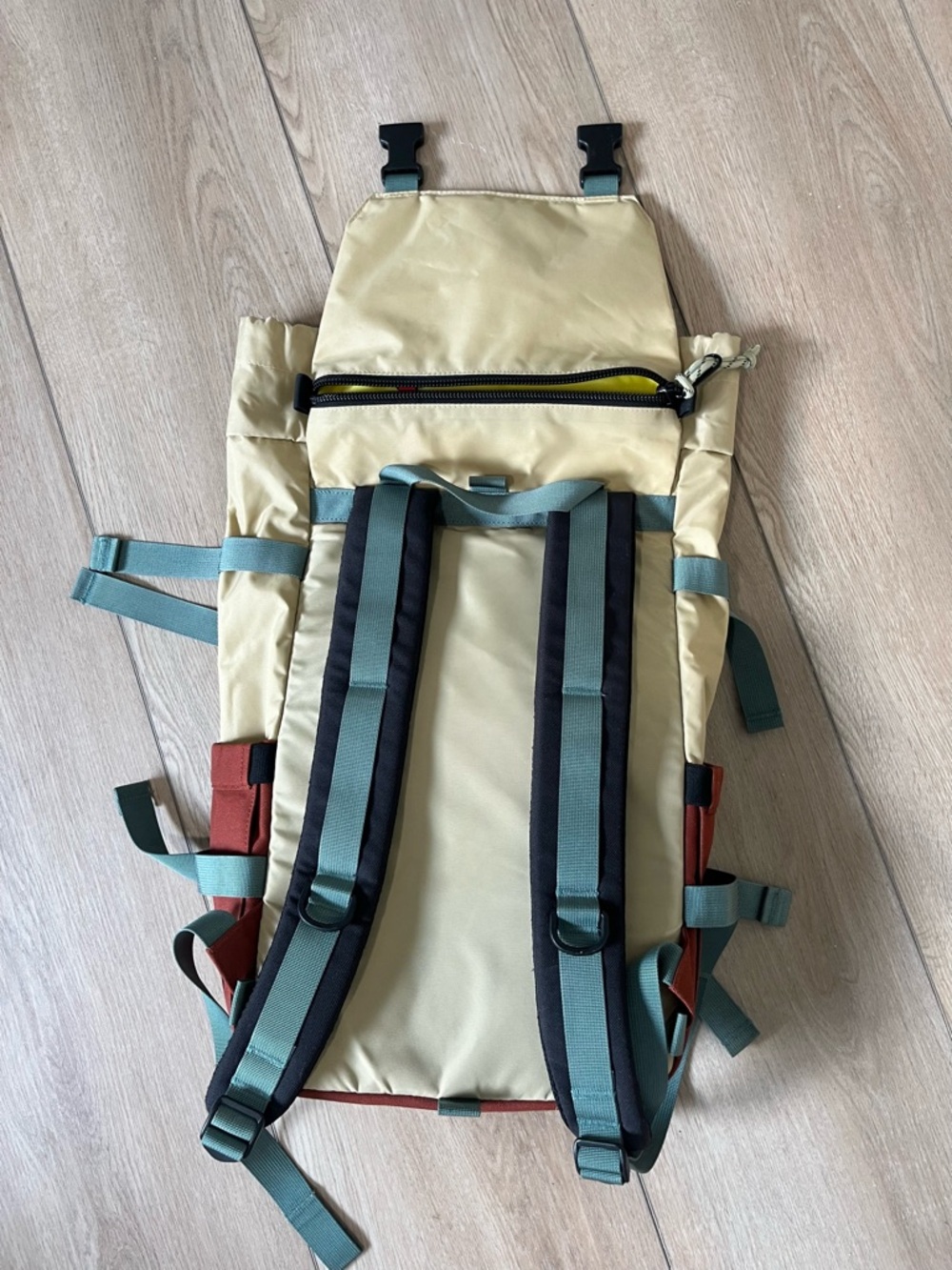 Topo Designs Rover Pack Classic - Picture 2 of 6